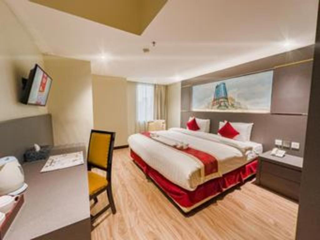 Hermes Palace Hotel Медан Экстерьер фото